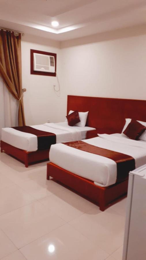 Iwan Alandalusia Al Ajaweed Aparthotel Jeddah Ngoại thất bức ảnh